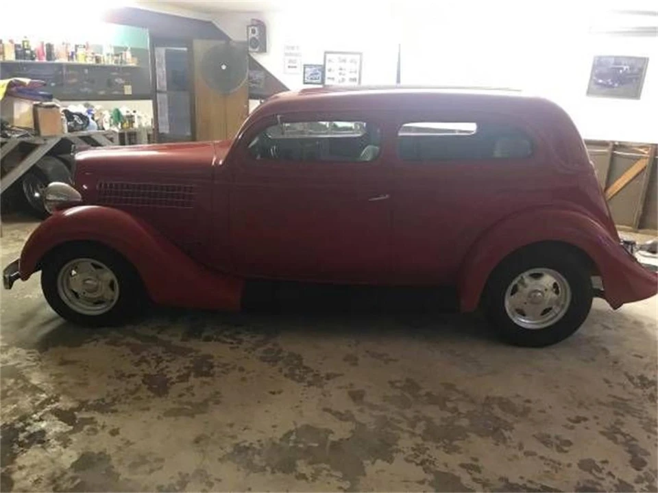 1935 Ford Model 48 & 68 - Image 8 of 17