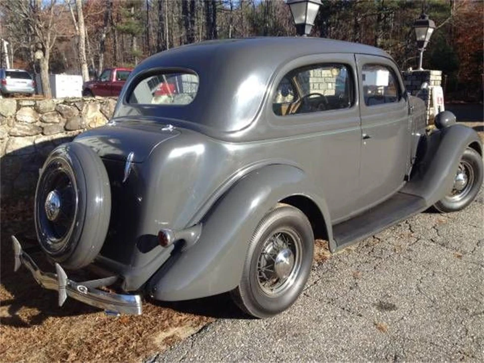 1935 Ford Model 48 & 68 - Image 2 of 2