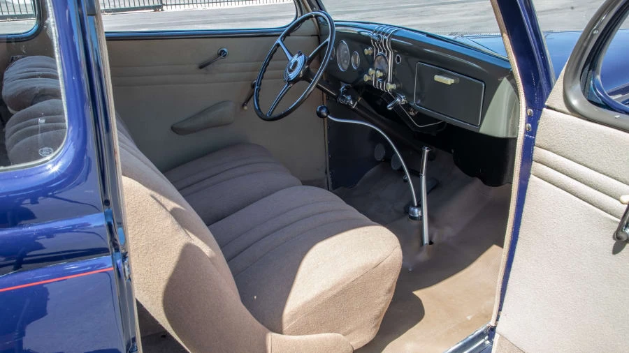 1935 Ford Model 48 & 68 - Image 5 of 20