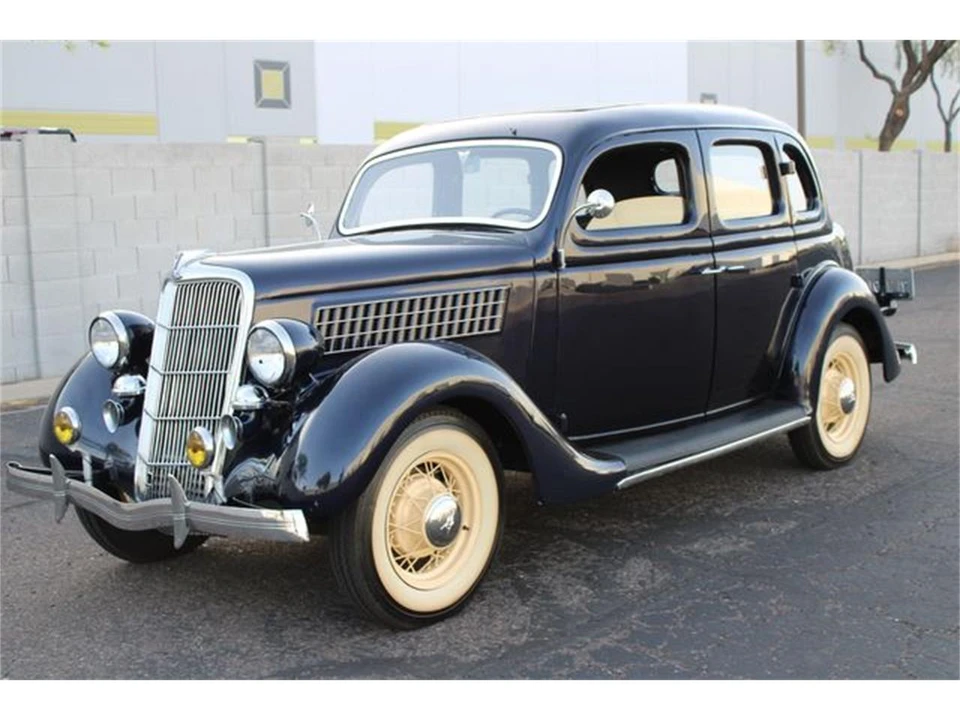 1935 Ford Model 48 & 68 - Image 6 of 31
