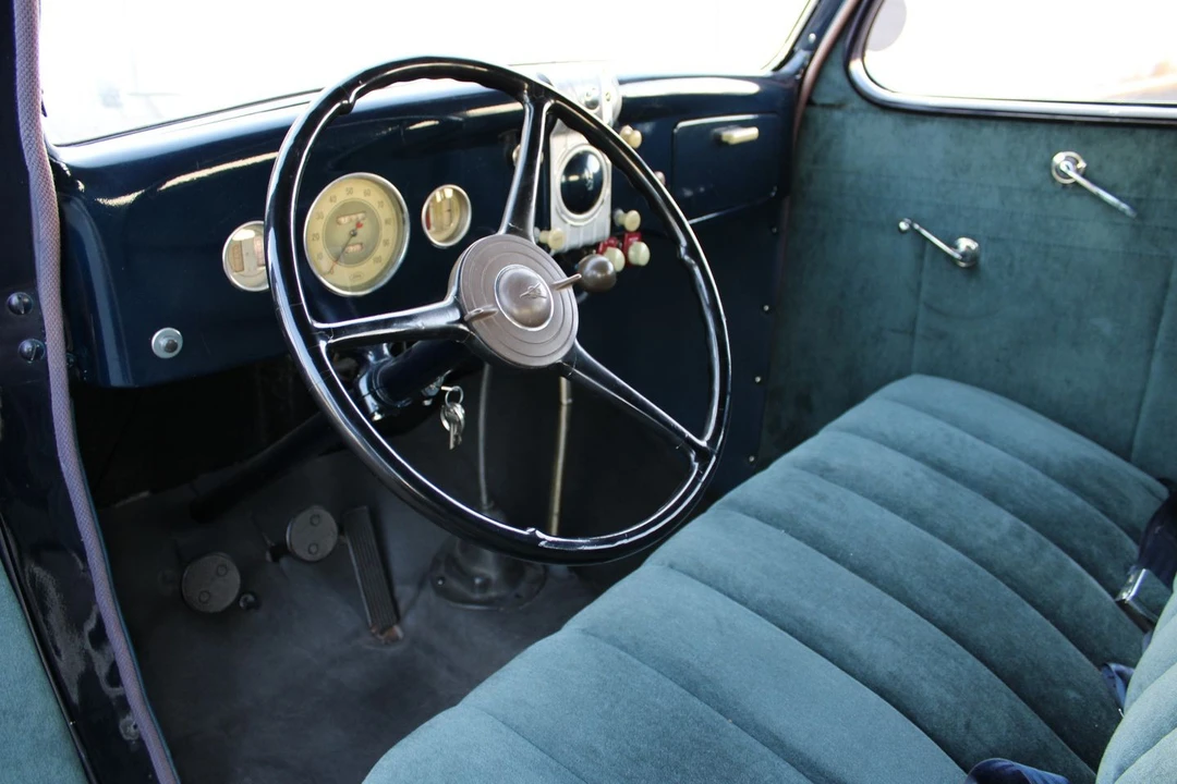 1935 Ford Model 48 & 68 - Image 22 of 31