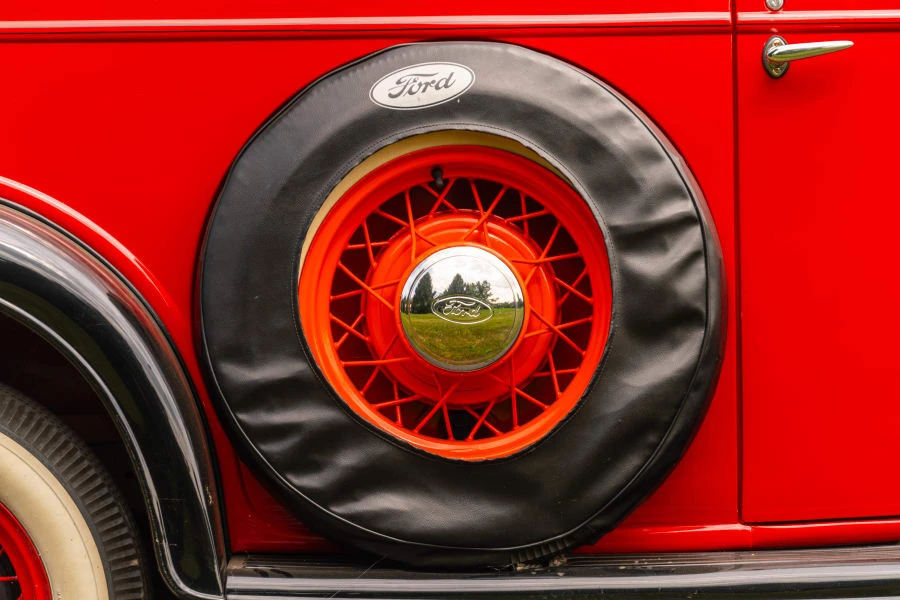 1935 Ford Model 48 & 68 - Image 15 of 25