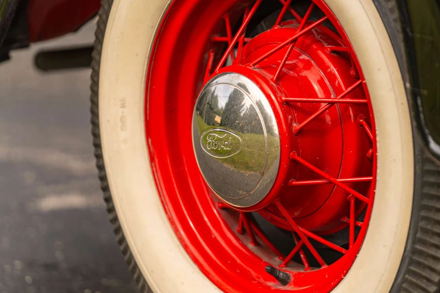 1935 Ford Model 48 & 68 - Image 8 of 25