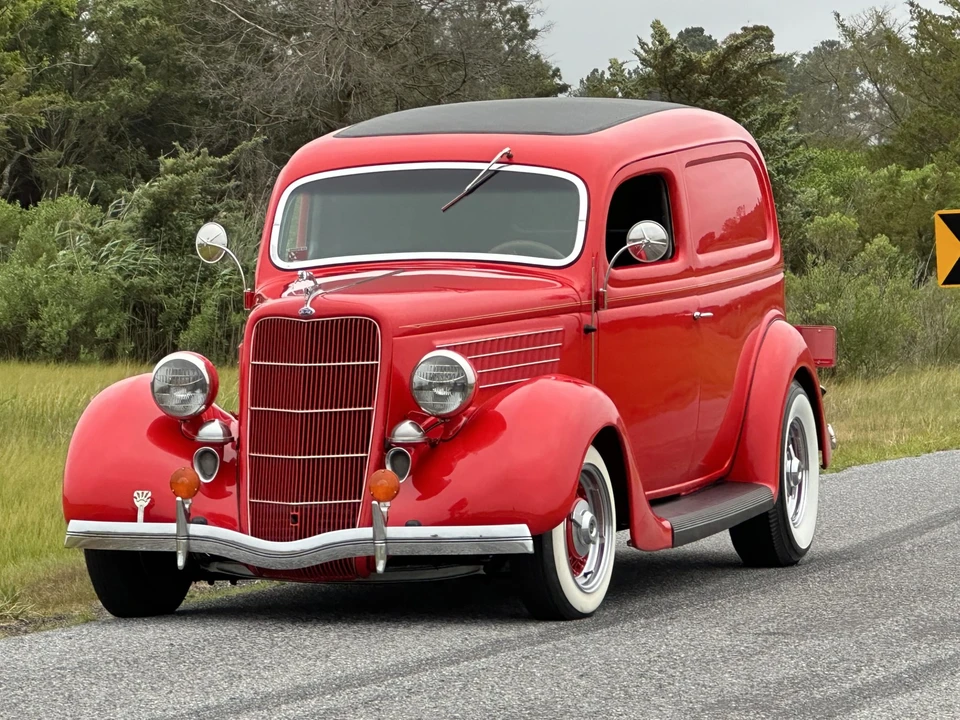 1935 Ford Model 48 & 68 - Image 6 of 31