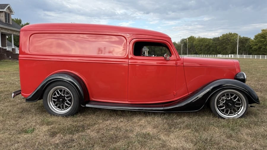 1935 Ford Model 48 & 68 - Image 2 of 8