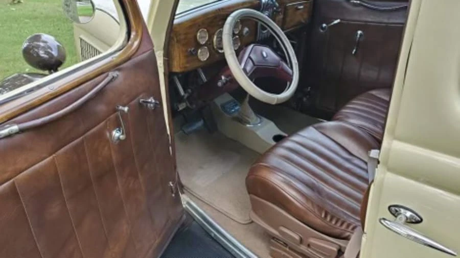 1935 Ford Model 48 & 68 - Image 2 of 7