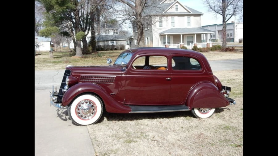 1935 Ford Model 48 & 68 - Image 2 of 10