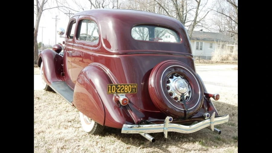 1935 Ford Model 48 & 68 - Image 3 of 10