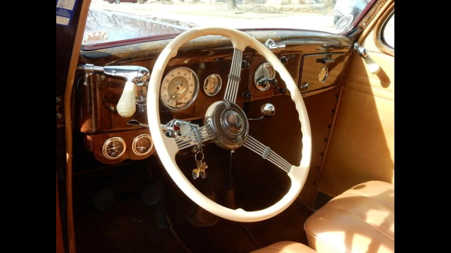 1935 Ford Model 48 & 68 - Image 6 of 10