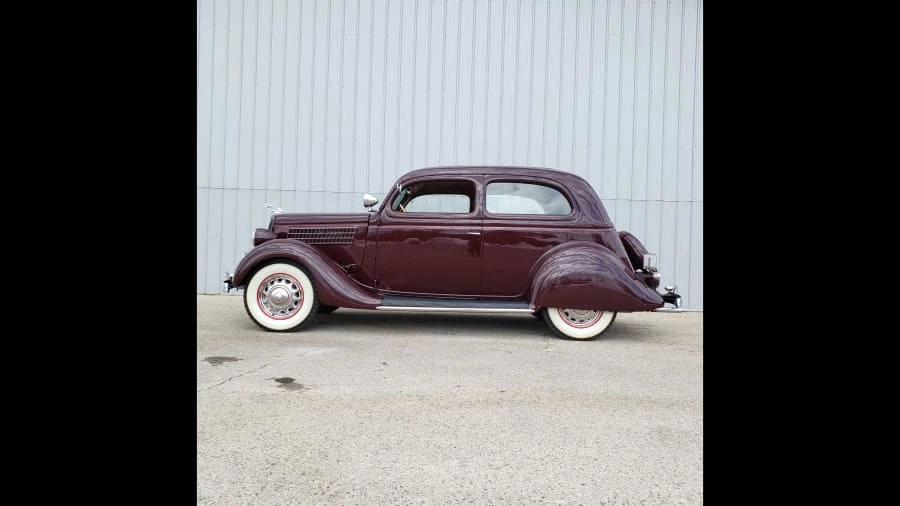 1935 Ford Model 48 & 68 - Image 2 of 12