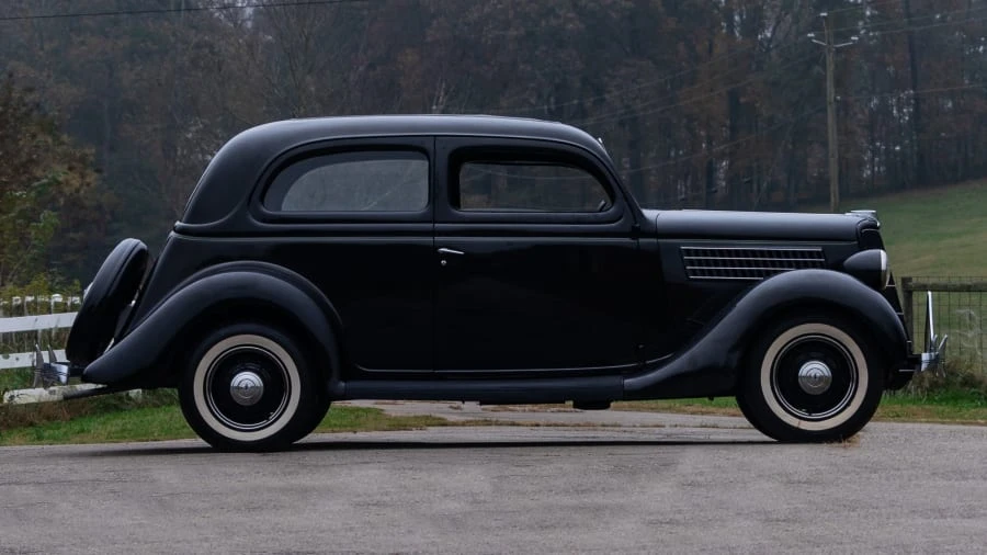 1935 Ford Model 48 & 68 - Image 8 of 12