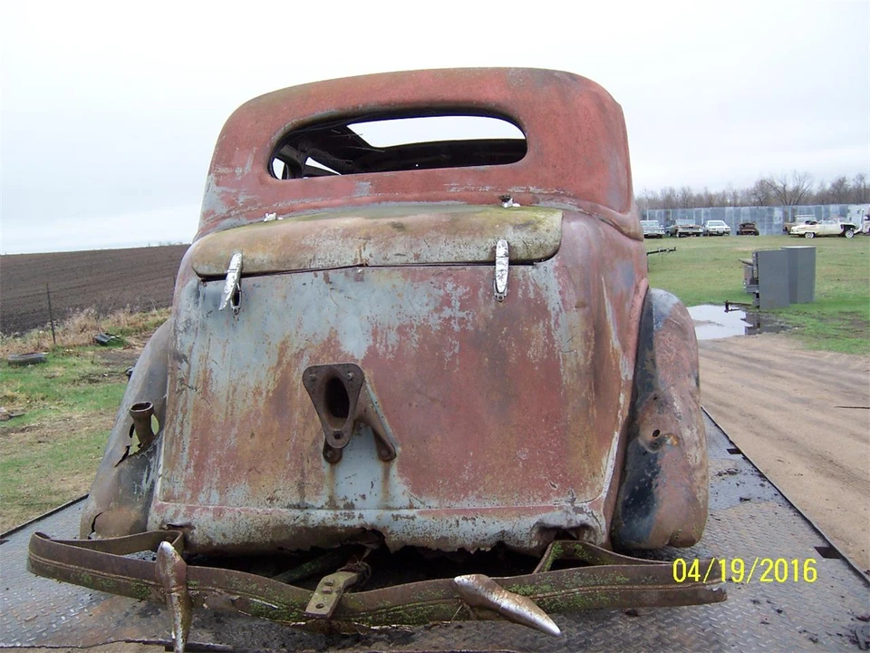 1935 Ford Model 48 & 68 - Image 2 of 7