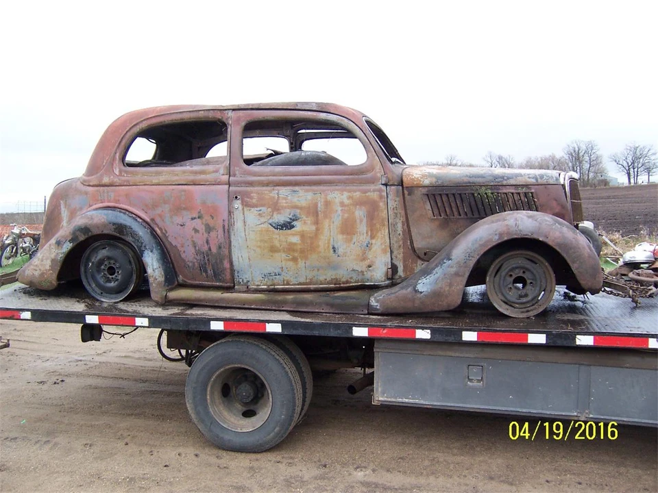 1935 Ford Model 48 & 68 - Image 3 of 7