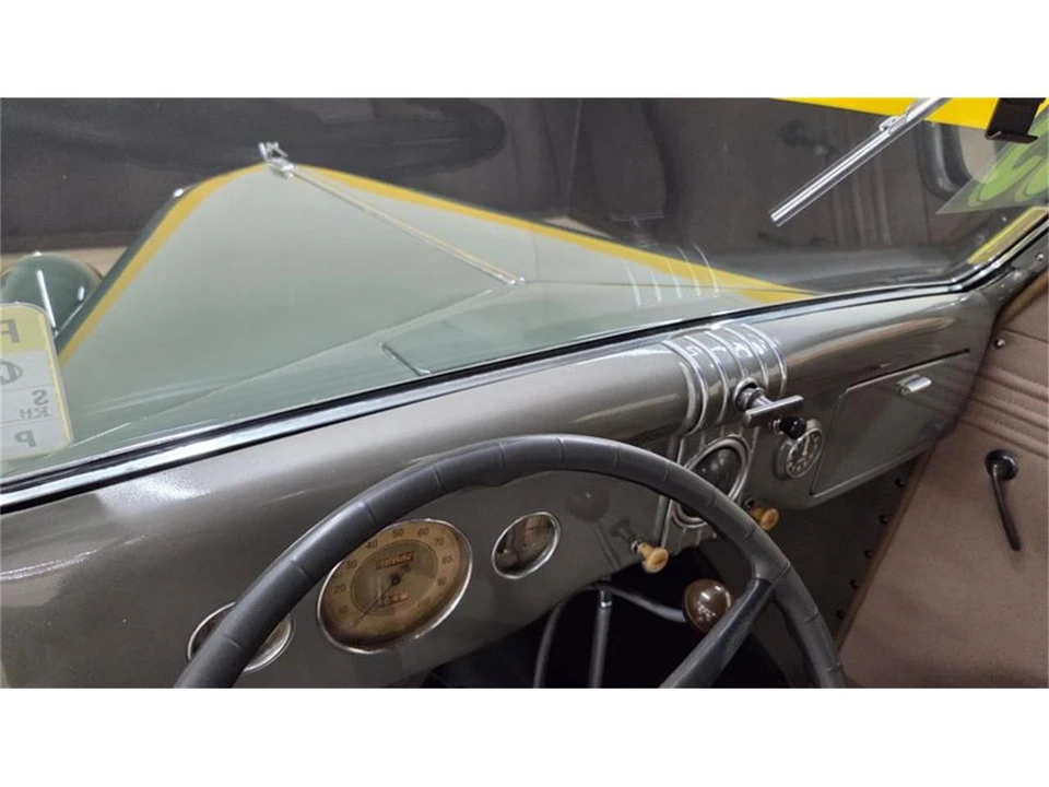 1935 Ford Model 48 & 68 - Image 29 of 31