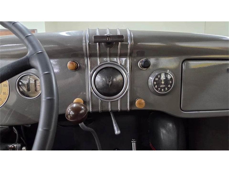 1935 Ford Model 48 & 68 - Image 26 of 31