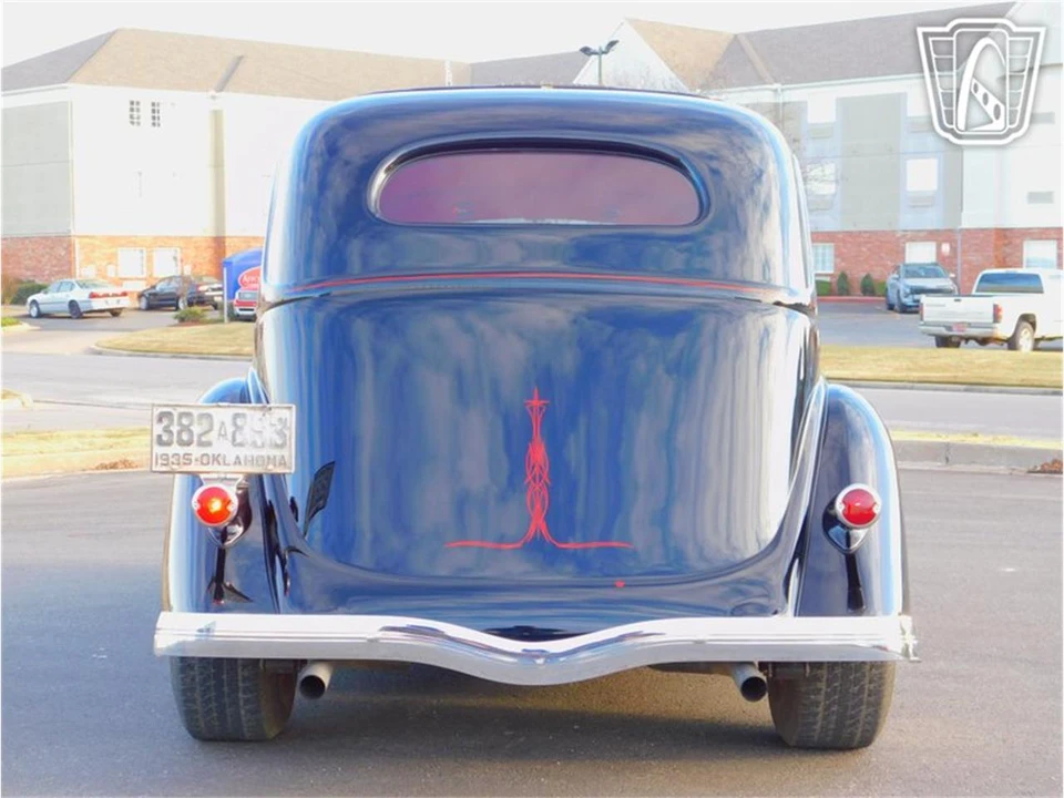 1935 Ford Model 48 & 68 - Image 6 of 31