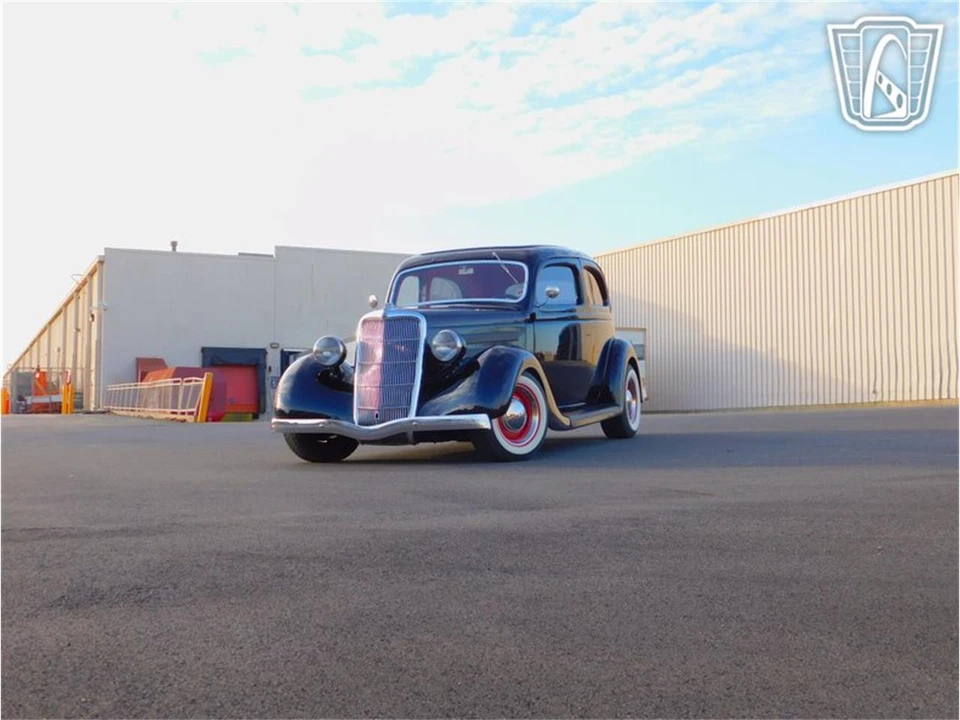 1935 Ford Model 48 & 68 - Image 24 of 31