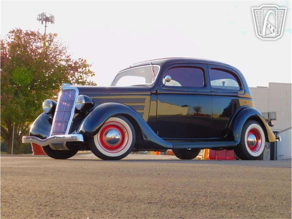 1935 Ford Model 48 & 68 - Image 30 of 31
