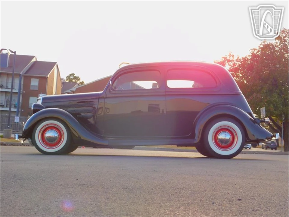 1935 Ford Model 48 & 68 - Image 23 of 31