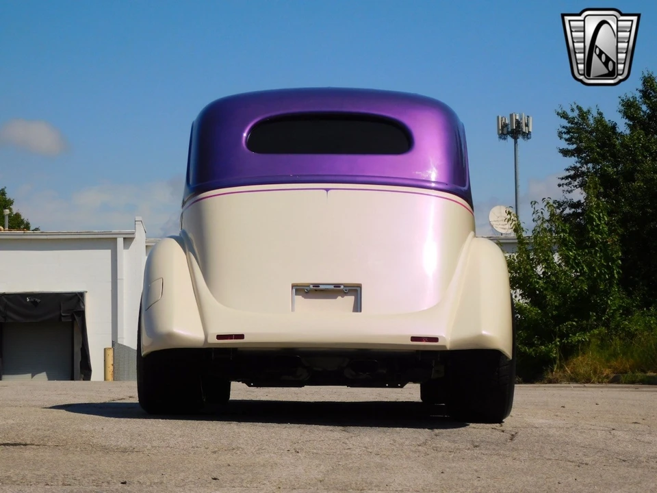 1935 Ford Model 48 & 68 - Image 7 of 12