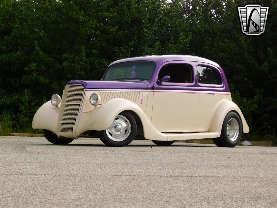 1935 Ford Model 48 & 68 - Image 3 of 12