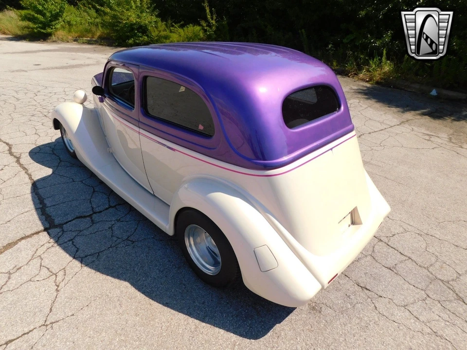 1935 Ford Model 48 & 68 - Image 5 of 12