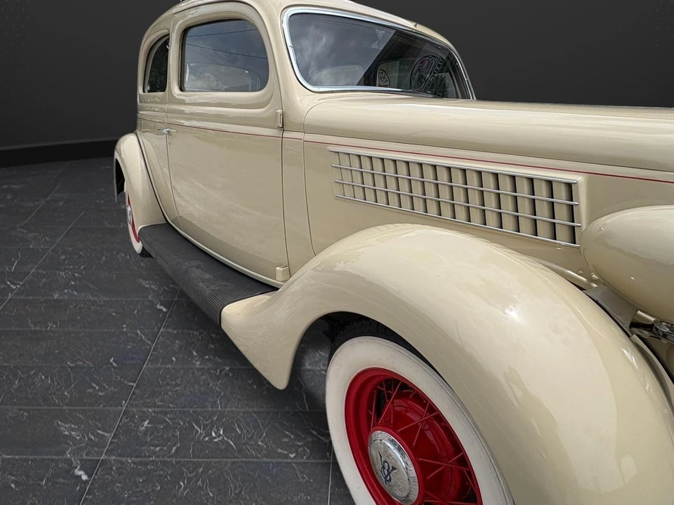1935 Ford Model 48 & 68 - Image 19 of 31