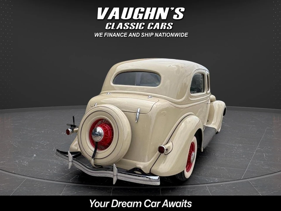 1935 Ford Model 48 & 68 - Image 6 of 31