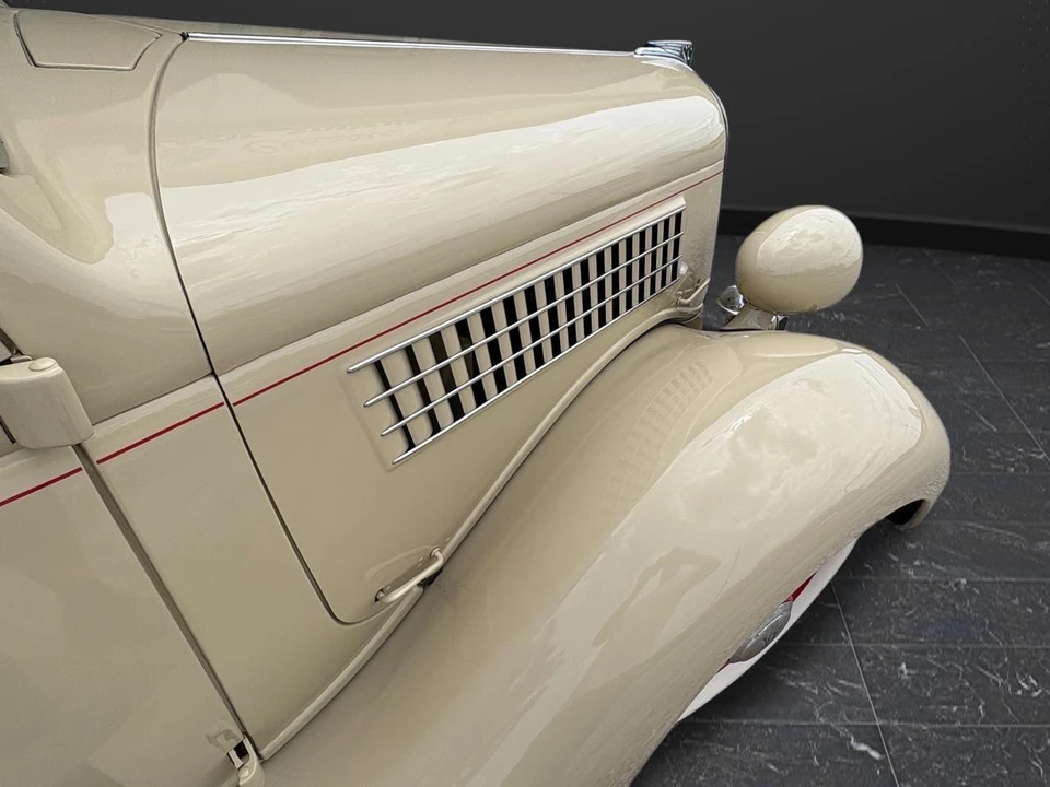 1935 Ford Model 48 & 68 - Image 16 of 31