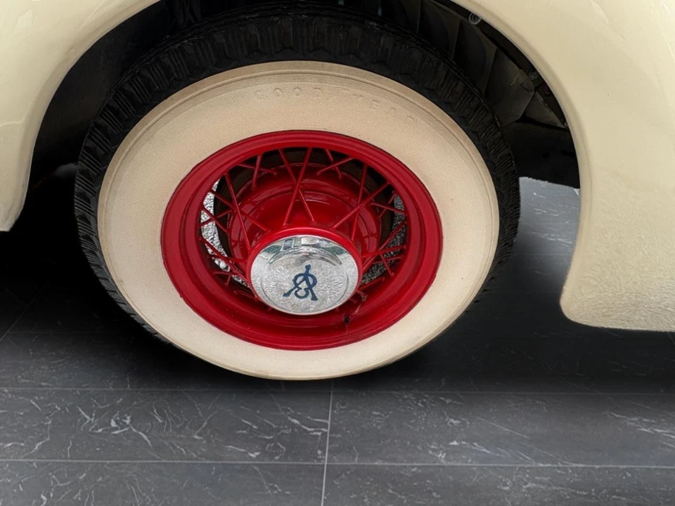 1935 Ford Model 48 & 68 - Image 22 of 31