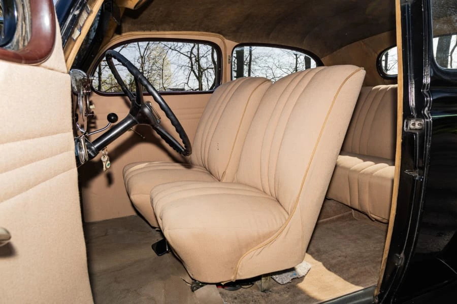 1935 Ford Model 48 & 68 - Image 28 of 31
