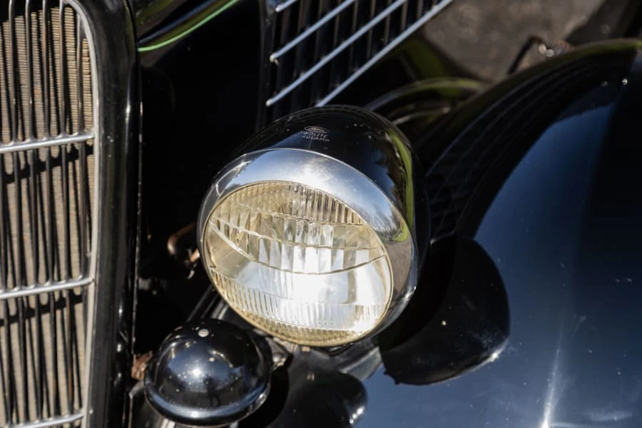 1935 Ford Model 48 & 68 - Image 17 of 31