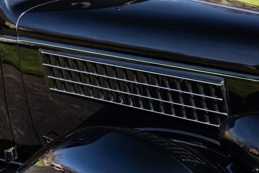 1935 Ford Model 48 & 68 - Image 9 of 31