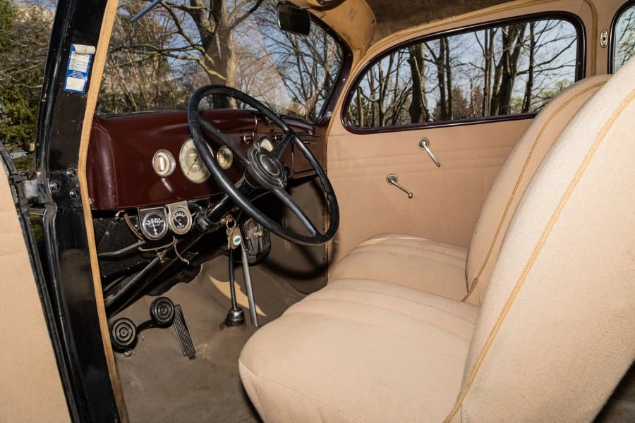 1935 Ford Model 48 & 68 - Image 29 of 31