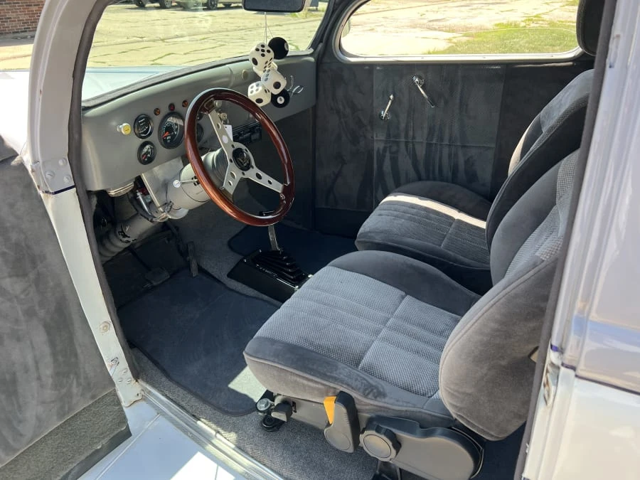 1935 Ford Model 48 & 68 - Image 7 of 13