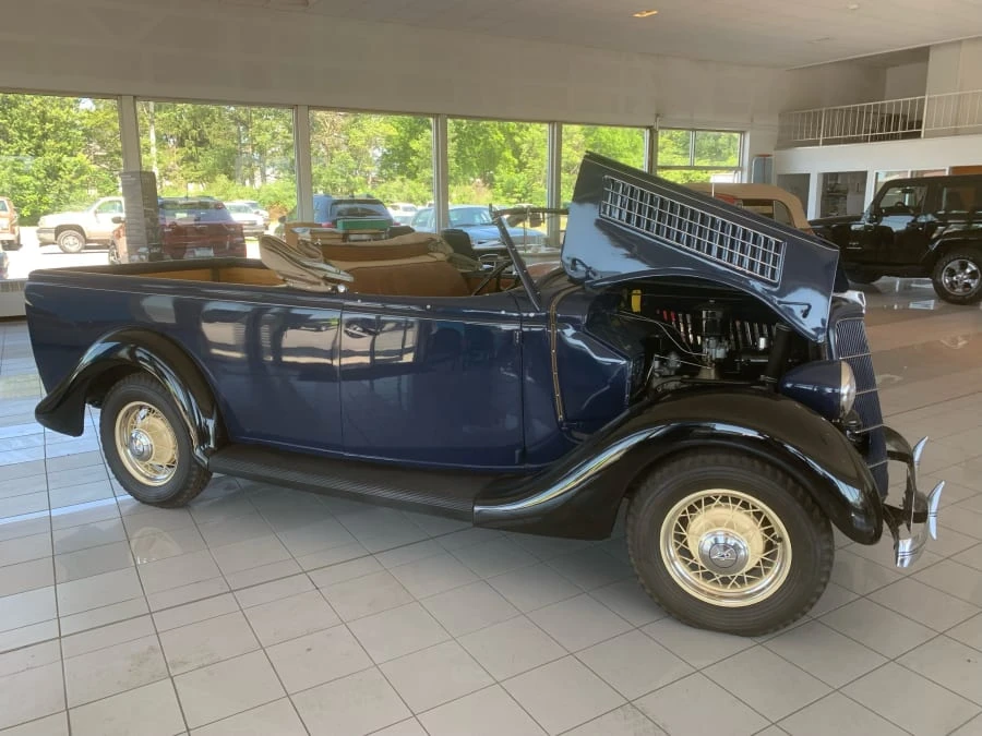 1935 Ford Model 48 & 68 - Image 4 of 4