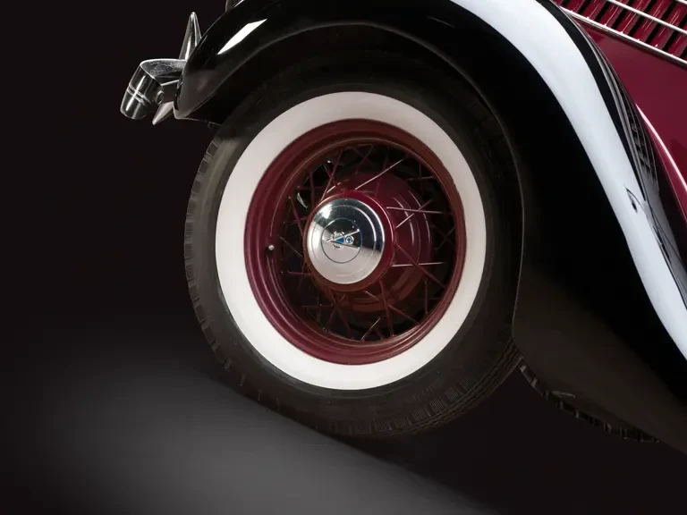 1935 Ford Model 48 & 68 - Image 21 of 23