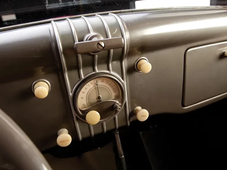 1935 Ford Model 48 & 68 - Image 18 of 23