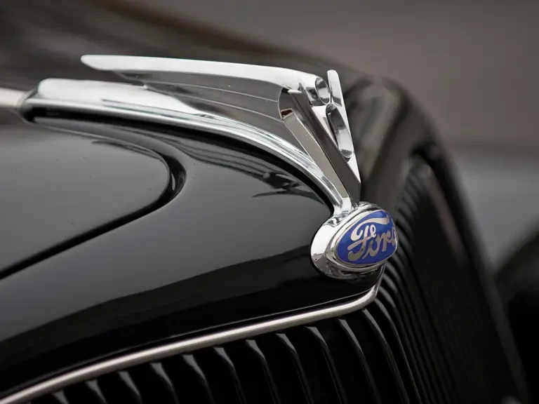 1935 Ford Model 48 & 68 - Image 11 of 17