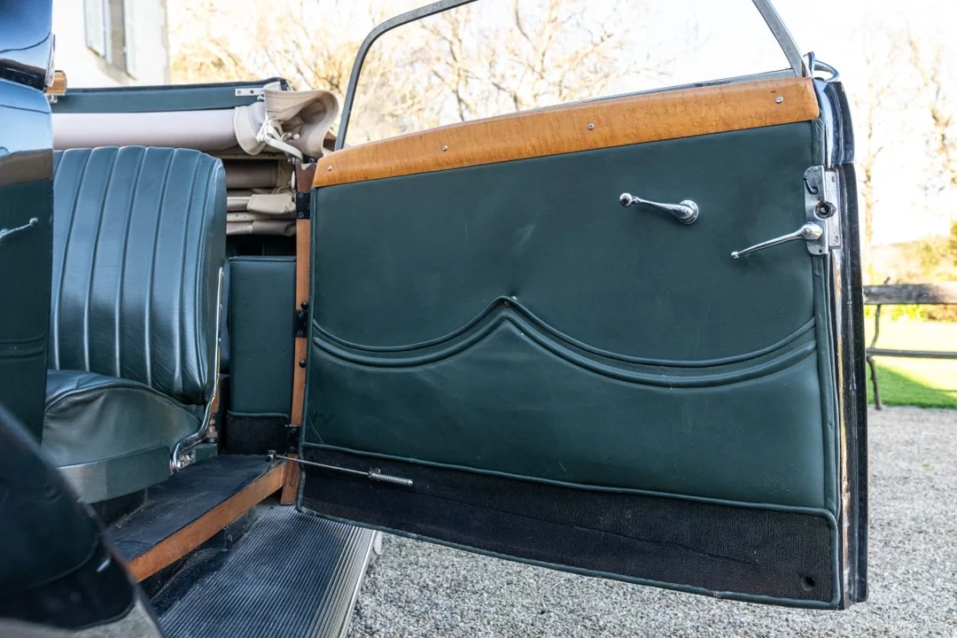 1935 Ford Model 48 & 68 - Image 28 of 30