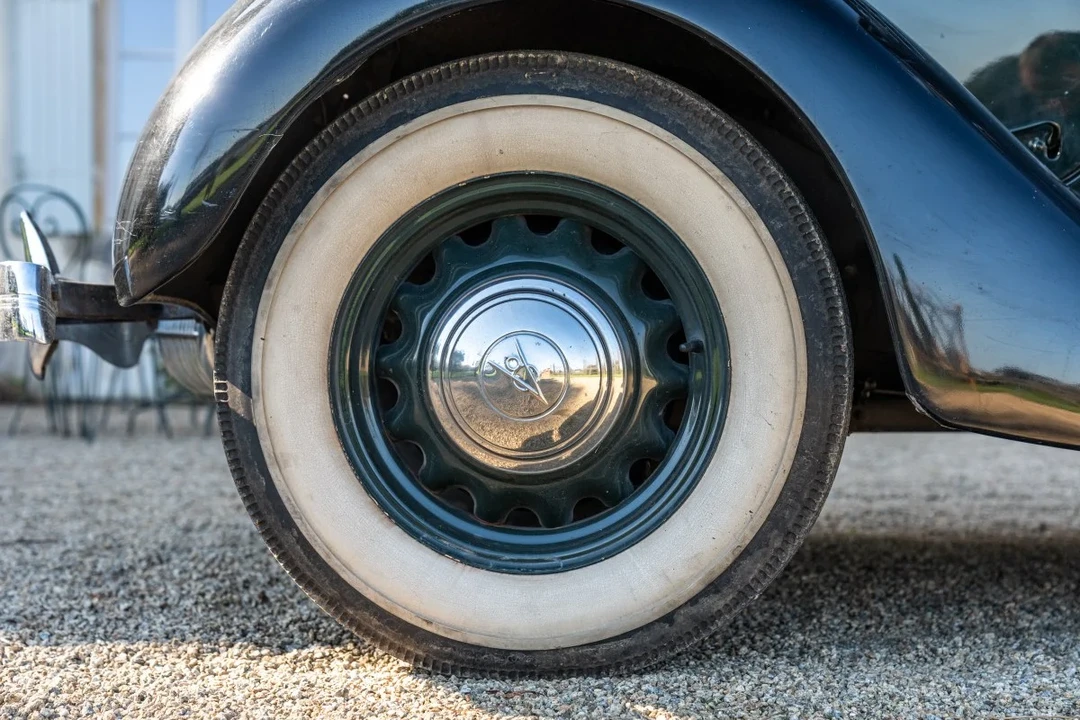 1935 Ford Model 48 & 68 - Image 15 of 30