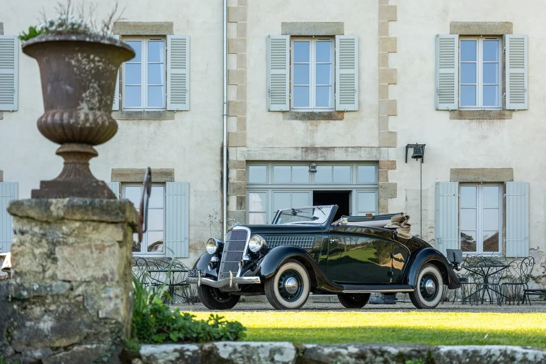 1935 Ford Model 48 & 68 - Image 3 of 30
