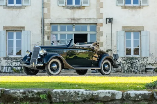 1935 Ford Model 48 Roadster by Paul Née