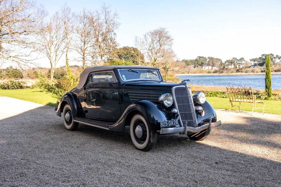 1935 Ford Model 48 & 68 - Image 9 of 31