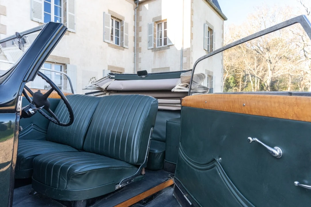 1935 Ford Model 48 & 68 - Image 25 of 31