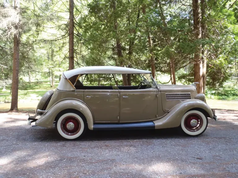 1935 Ford Model 48 & 68 - Image 7 of 8