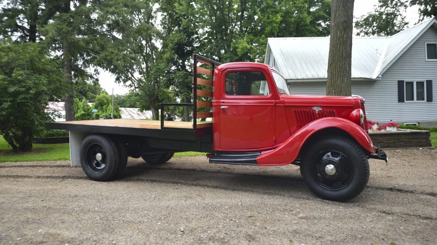 1935 Ford Model 48 & 68 - Image 2 of 14