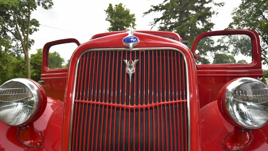 1935 Ford Model 48 & 68 - Image 4 of 14