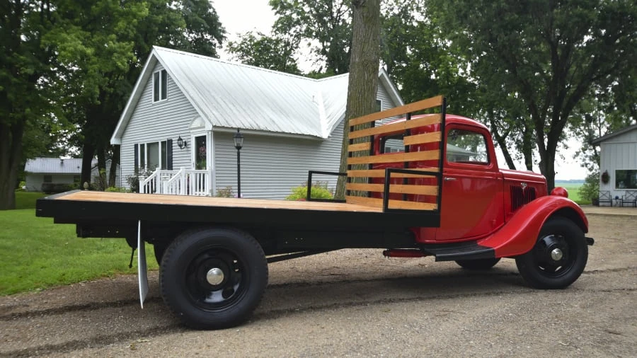 1935 Ford Model 48 & 68 - Image 3 of 14