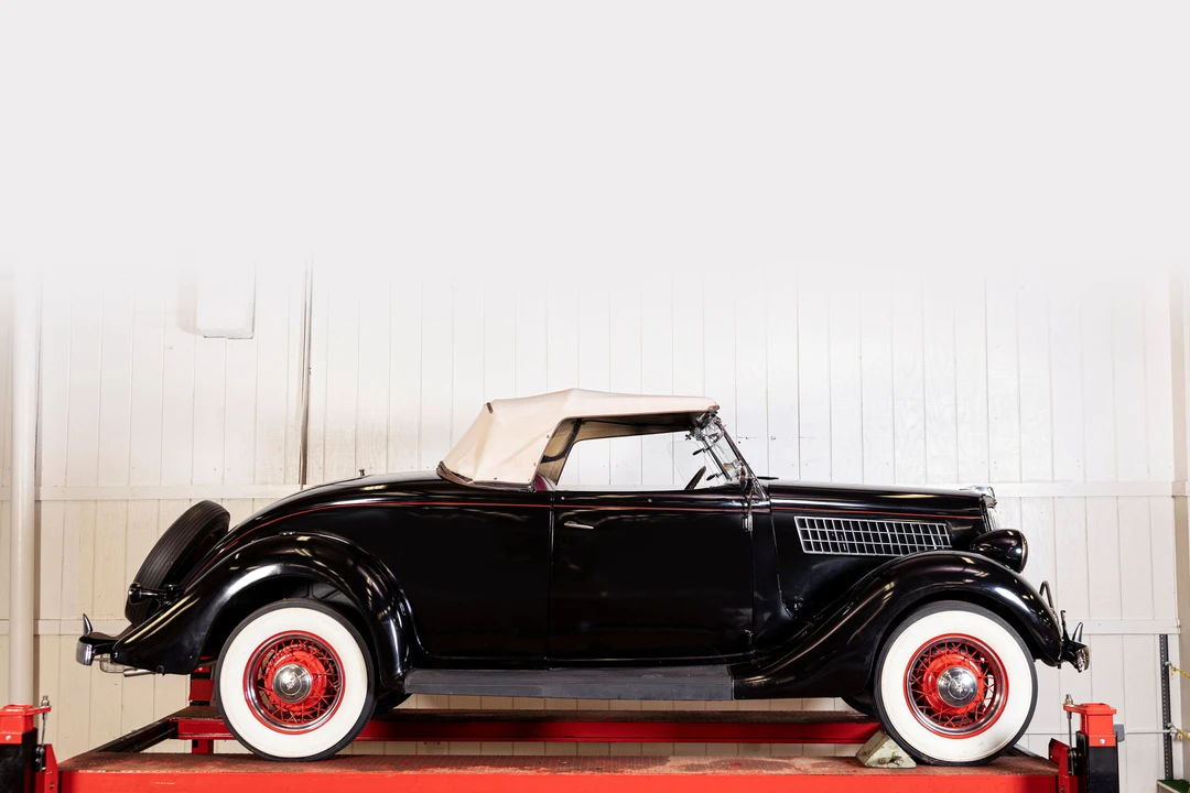 1935 Ford Model 48 & 68 - Image 15 of 17